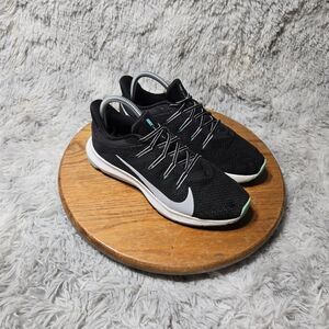 Nike Quest Womens Size 8 Black & Blue Athletic Running Shoes Sneakers CI3803-008
